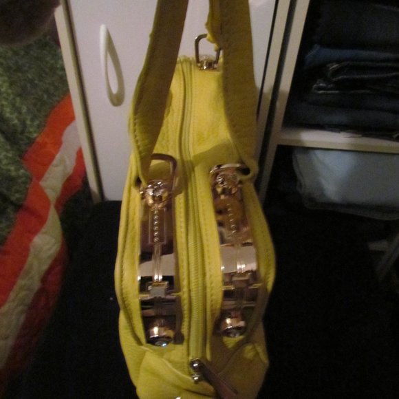 Springtime for Bright Yellow - Picture 6 of 6